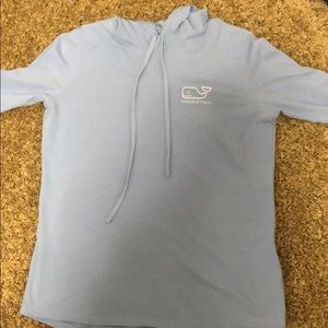 Light weight vineyard vines sweatshirt